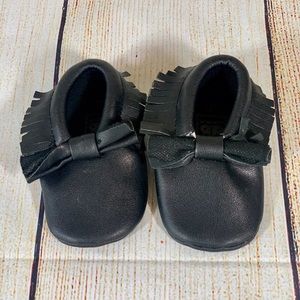Romirus black faux leather baby moccasins size 2